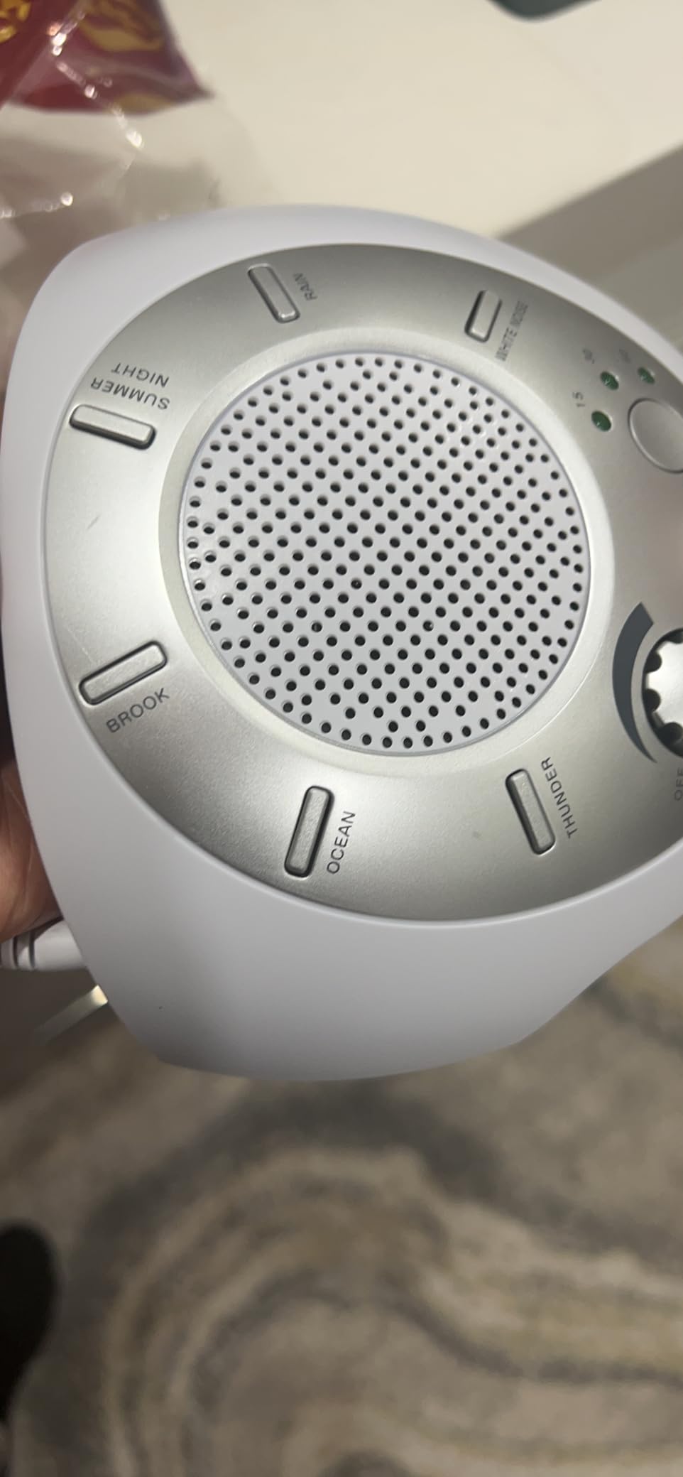 Homedics SoundSleep White Noise Sound Machine, Silver | Small Travel Size with 6 Relaxing Nature Sounds, Portable Therapy for Home, Office, Nursery, Auto-Off Timer customer photo 2