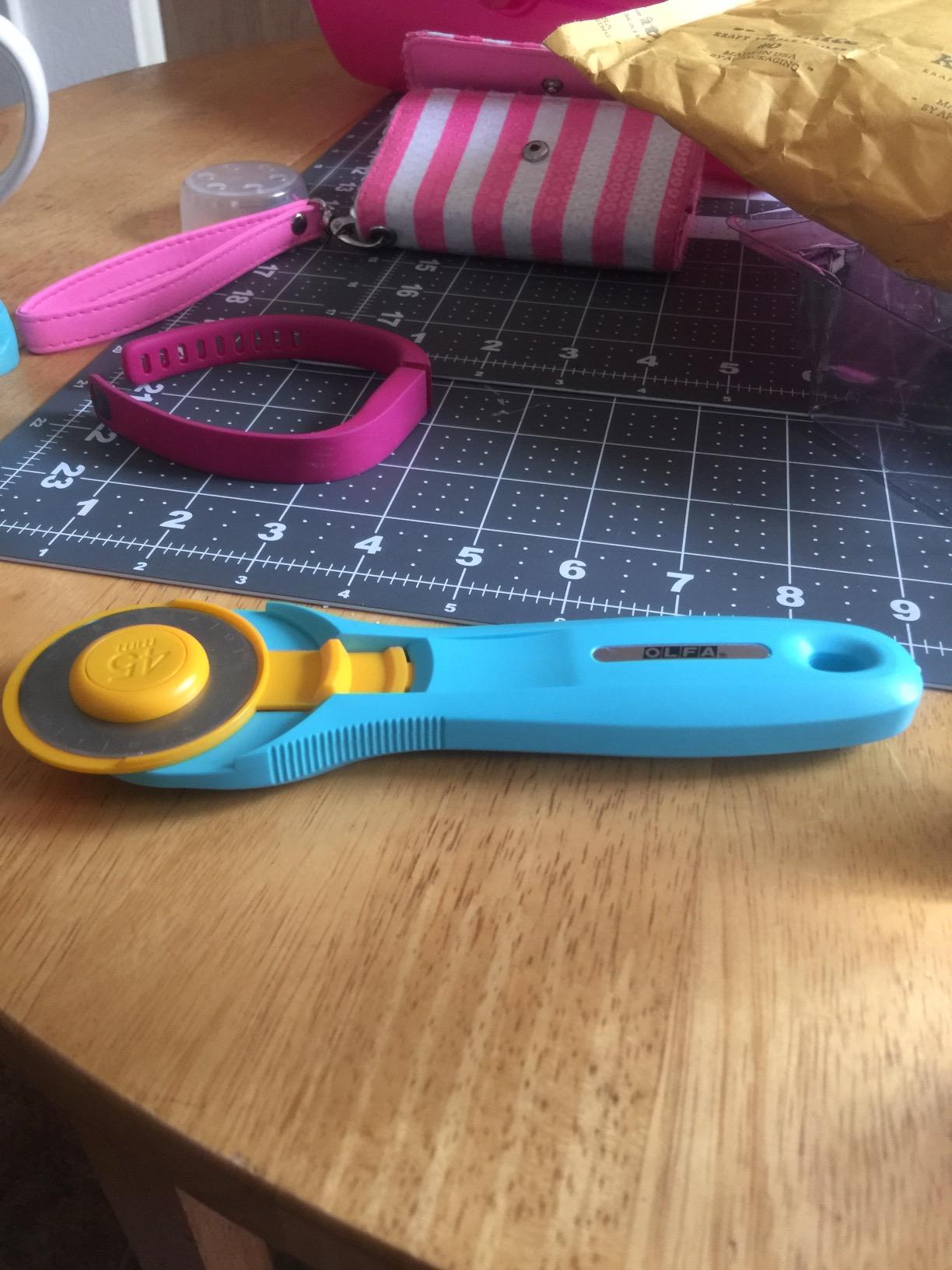 OLFA 45mm Quick-Change Rotary Cutter (RTY-2/C) - Tungsten Blade, Aqua customer photo 1