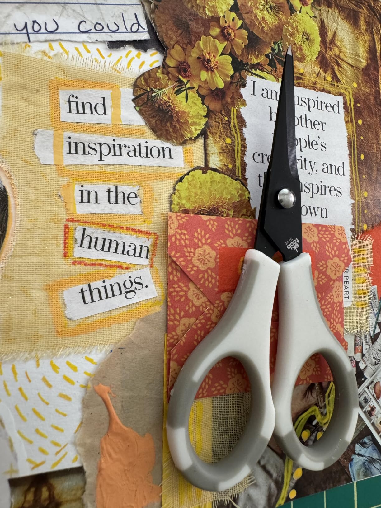 EK Tools Precision Scissors, Small, 3.14 x 11.52 x 23.59 cm, Multicolor customer photo 2