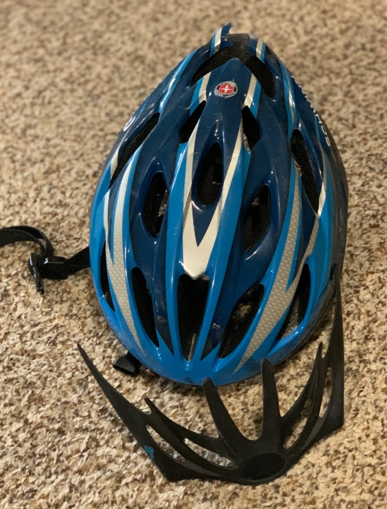 Schwinn Thrasher Helmet for Kids, Size 55-58 cm for Kids 8-14, Lightweight Microshell, Adjustable Dial & Straps, Interior Padding, Air Vents, Visor, Helmet for Boys and Girls customer photo 1