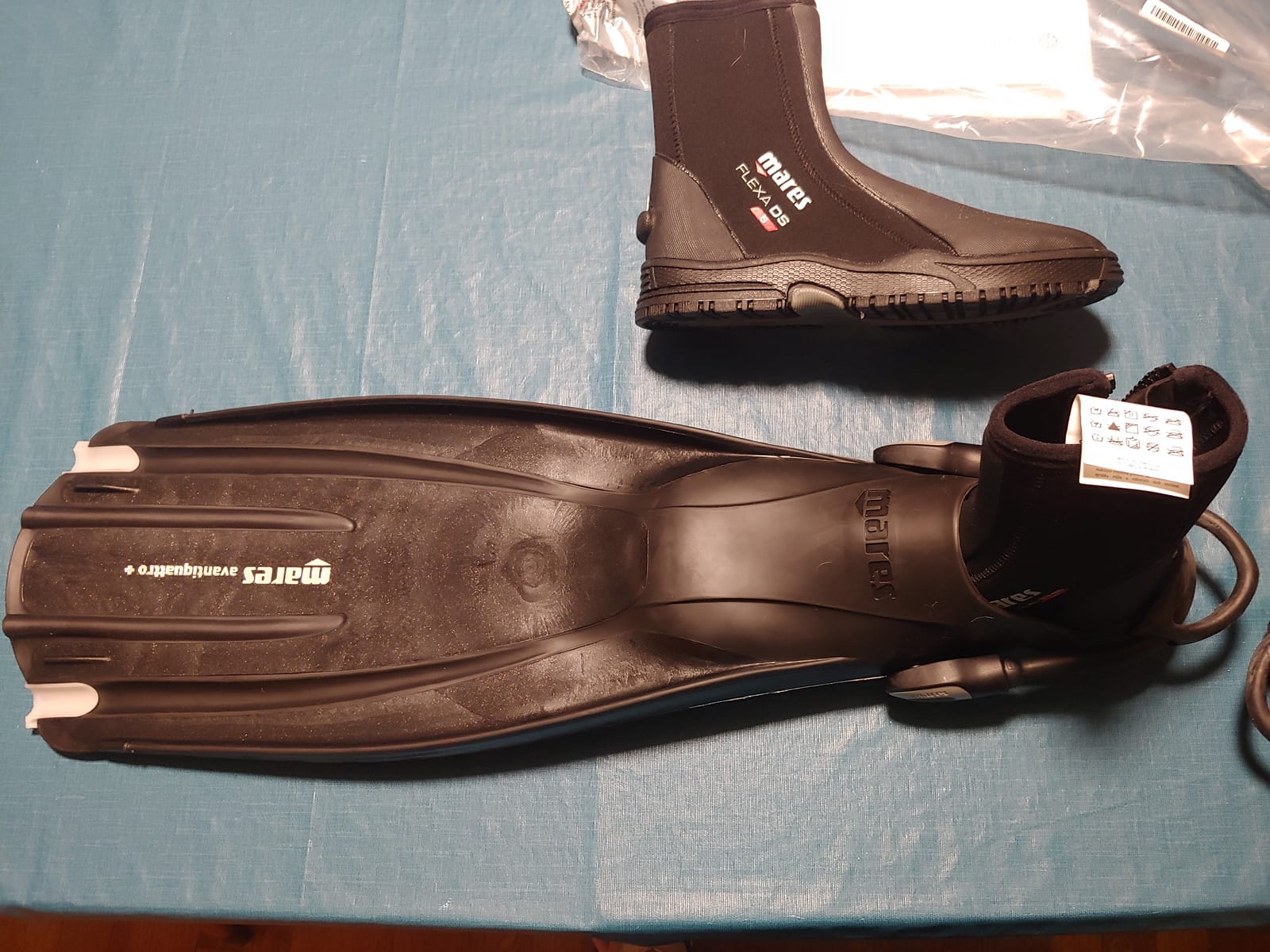 Unisex Adults Avanti Quattro + Diving Fins - Durable Efficient Versatile Open-Heel Scuba Fins with Four-Channel Design & Bungee Strap customer photo 2