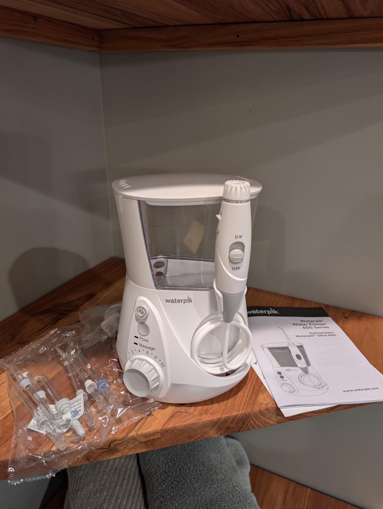 Waterpik Aquarius Countertop Water Flosser with 10 Settings, 7 Tips, White | For Daily Home Gum Health, Dental Braces, Implants, Teeth Cleaning, Multiple Users, ADA Accepted WP-660 Packaging May Vary customer photo 1