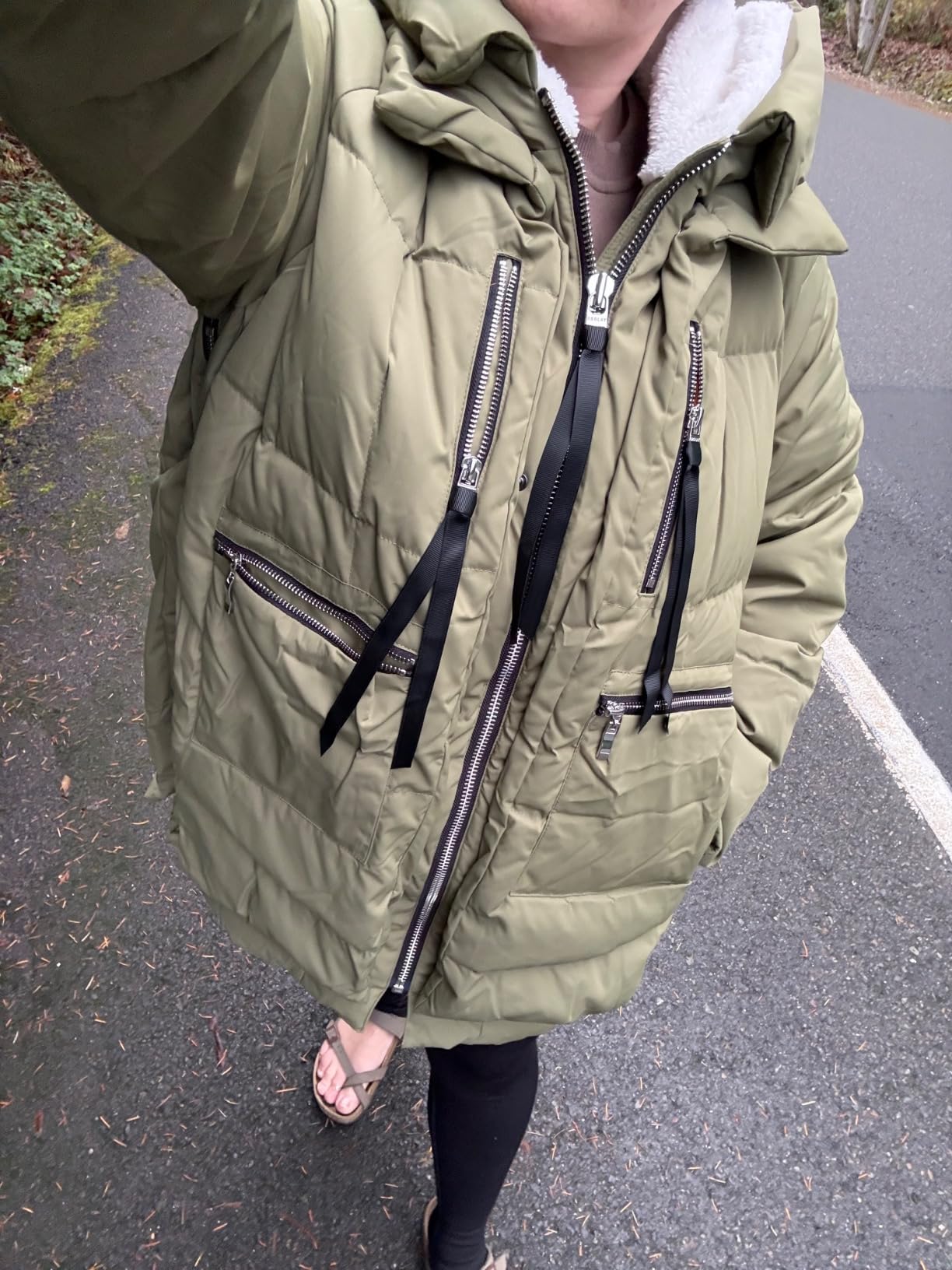 Orolay Women's Thickened Down Jacket customer photo 2