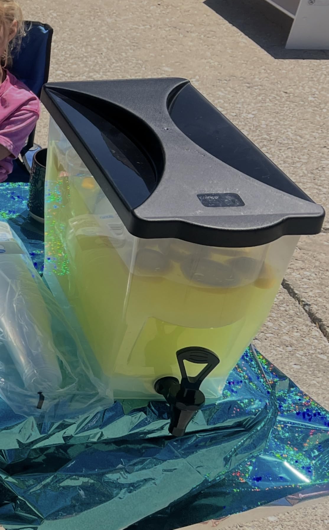 Winco 3 Gallon Slim Plastic Beverage Dispenser with Base customer photo 1