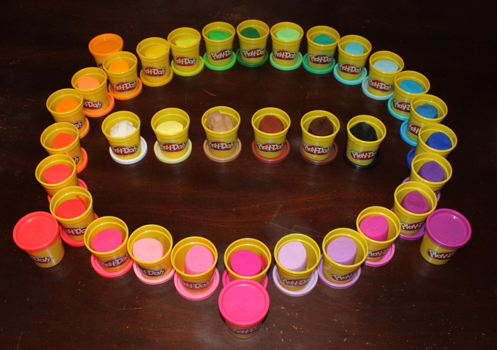 Play-Doh Modeling Compound 36-Pack Case of Colors, Non-Toxic, 3 Oz Cans of Assort. Colors, Back to School Classroom Supplies, Preschool Toys, Ages 2+ (Amazon Exclusive) customer photo 2