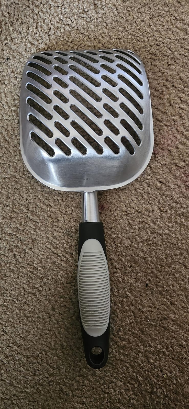 Petmate Metal Cat/Kitty Litter Scoop, Deep Shovel, Premium Non-Stick Large Scooper with Non-Slip Handle & Curved Design for Maximum Coverage customer photo 1