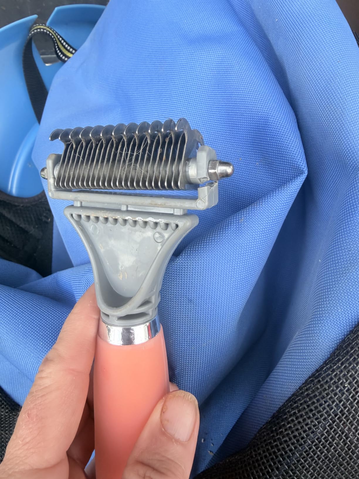 GoPets 2-in-1 Deshedding & Dematting Comb & Grooming Brush for Dogs & Cats customer photo 2
