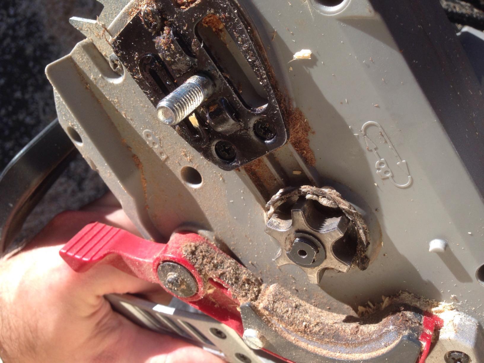 Oregon CS1500 Self-Sharpening Electric Chain Saw customer photo 1