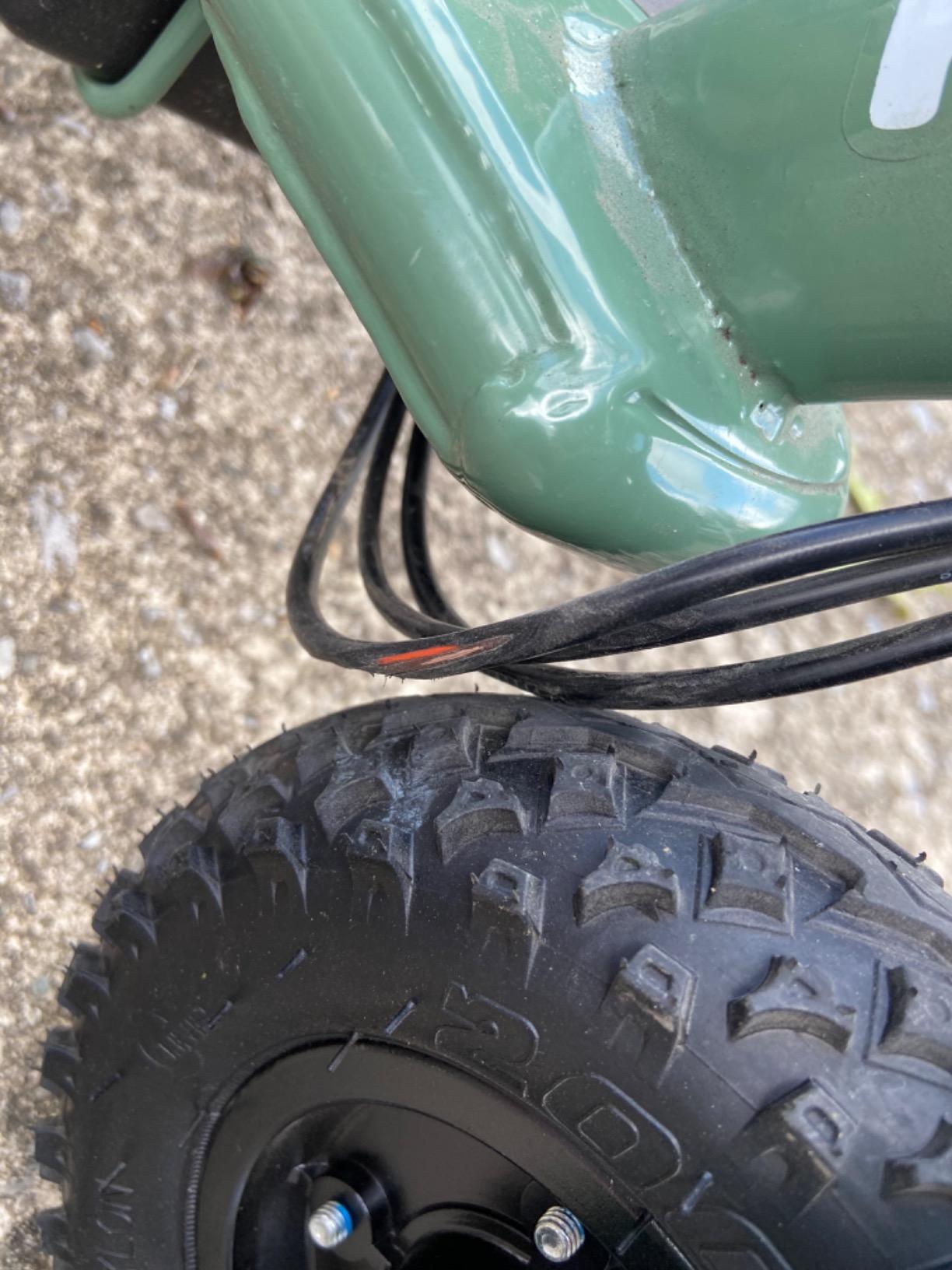 Razor RX200 Electric Off-Road Scooter for Kids Ages 13+ - Lightweight, Steel Frame, 24V Rechargeable Battery, Up to 12 MPH, Up to 8 Mile Range, for Riders up to 154 lbs customer photo 2