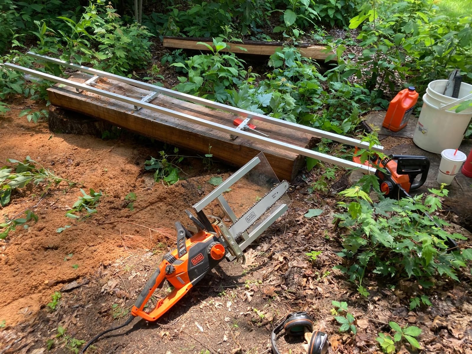 BLACK+DECKER Electric Chainsaw Corded, 18-Inch, 15-Amp Lightweight Chain Saw with Automatic Oiler (CS1518) customer photo 1