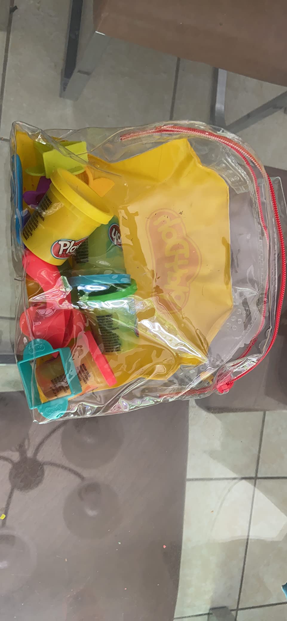 Play-Doh Starter Set 9-Piece Kit with Storage Tote & 4 Modeling Compound Cans, Ages 3+, Presentation May Vary customer photo 1