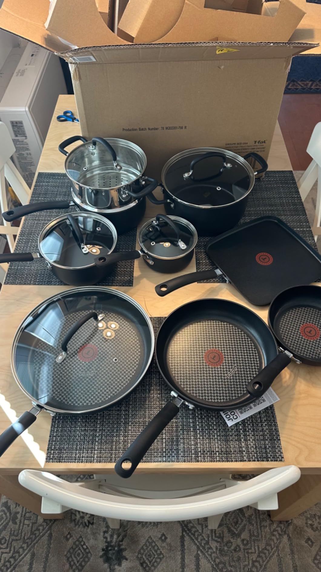 T-fal Ultimate Hard Anodized Nonstick Pots and Pans Set, 14-Piece, Onyx | Titanium nonstick coating, Thermo-Spot heat indicator, Oven safe to 400F, Dishwasher safe, All stovetops except induction customer photo 2