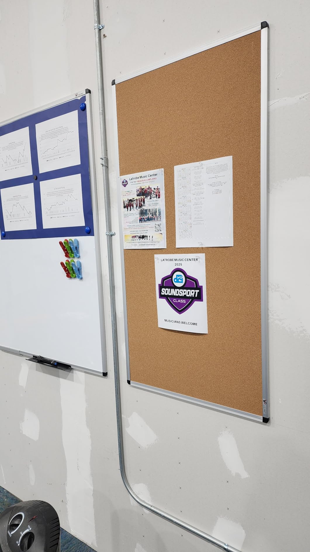 VIZ-PRO Cork Notice Board, 36 X 24 Inches, Silver Aluminium Frame customer photo 2