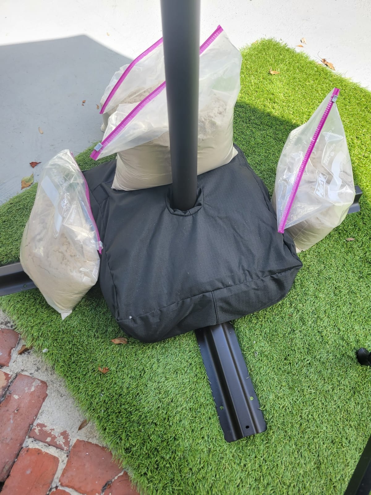 Gravipod Umbrella Base Weight | Outdoor Sand-Fillable Stabilizer for Cantilever, Offset, and Patio Umbrellas | Heavy-Duty Weather-Resistant Fabric customer photo 1