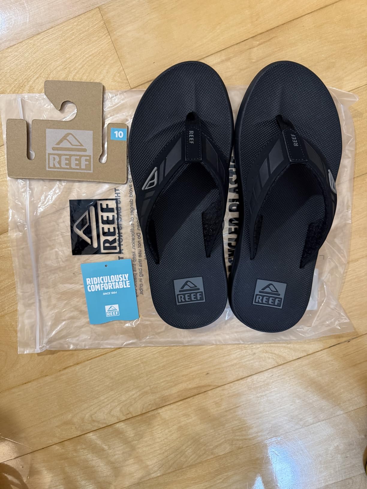 REEF Men's Phantoms Flip Flops customer photo 2