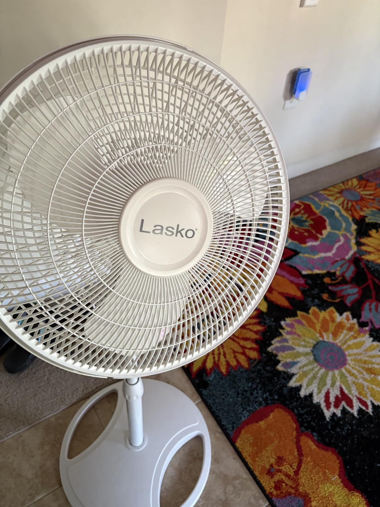 Lasko Oscillating Pedestal Fan - Adjustable to 47