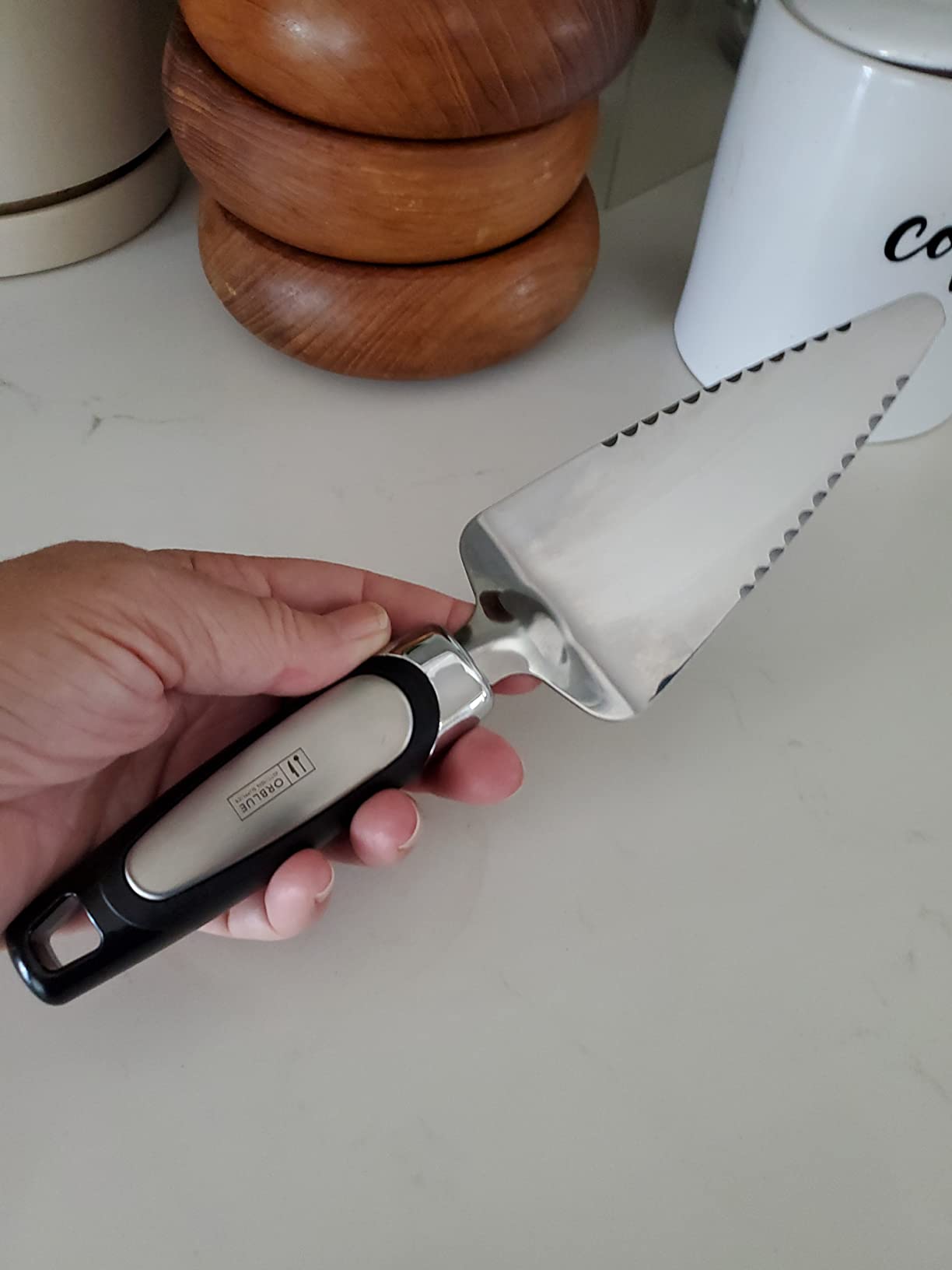 Orblue Pie Server, Essential Kitchen Tool, Serrated on Both Sides, Great for Right or Left Handed Chef, Stainless Steel Flatware, Cake Cutter, Black customer photo 1