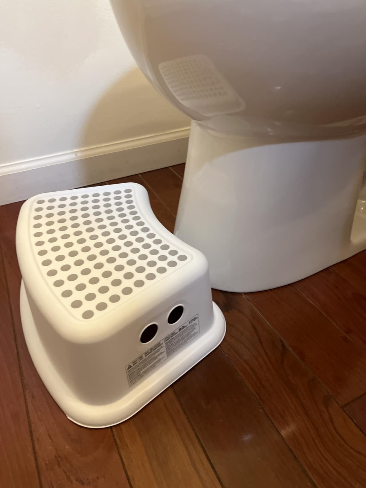 Dreambaby Step Stool for Kids - Non-Slip Base and Contoured Design for Toilet Potty Training and Sink Use customer photo 2