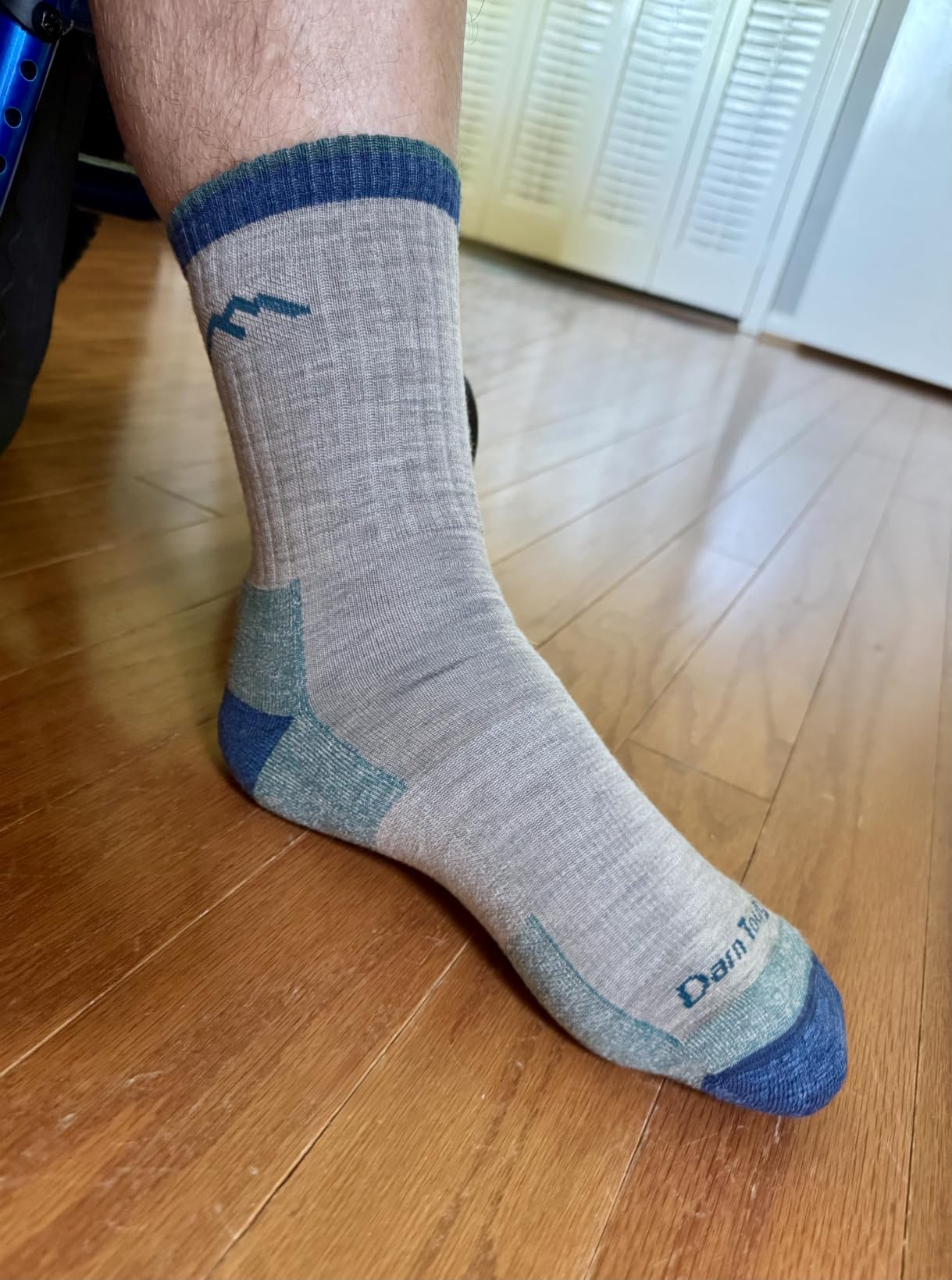 Darn Tough Vermont Men's Hiker Midweight Micro Crew Sock customer photo 1