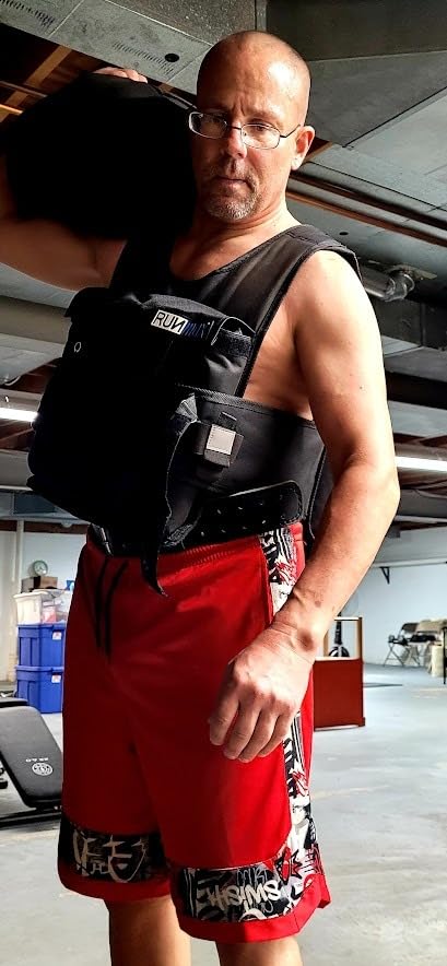 RUNmax 20LBS - 150LBS Adjustable Weighted Vest Wtih Shoulder Pads Option for Men and Women customer photo 2