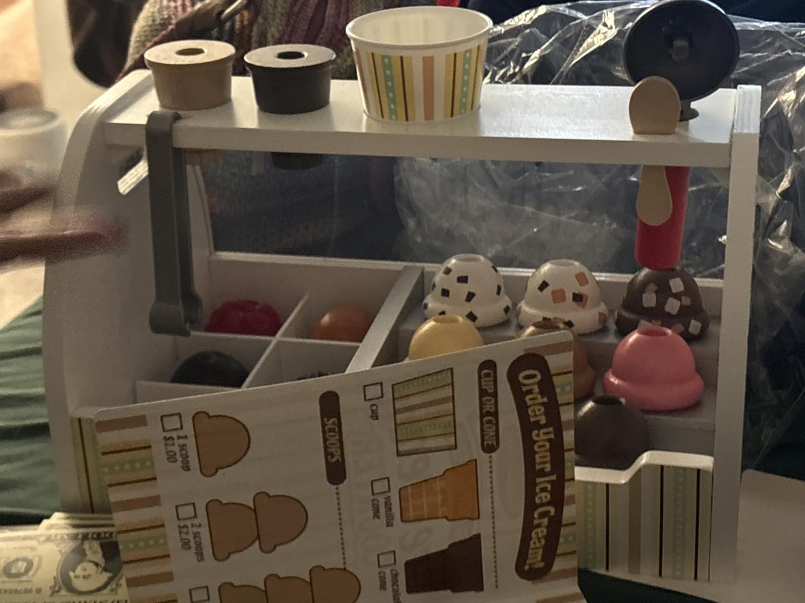 Melissa & Doug Wooden Scoop & Serve Ice Cream Counter, Pretend Play Store, 28 Toy Food & Play Kitchen Accessories, Preschool Toys for Girls & Boys 3+ customer photo 1