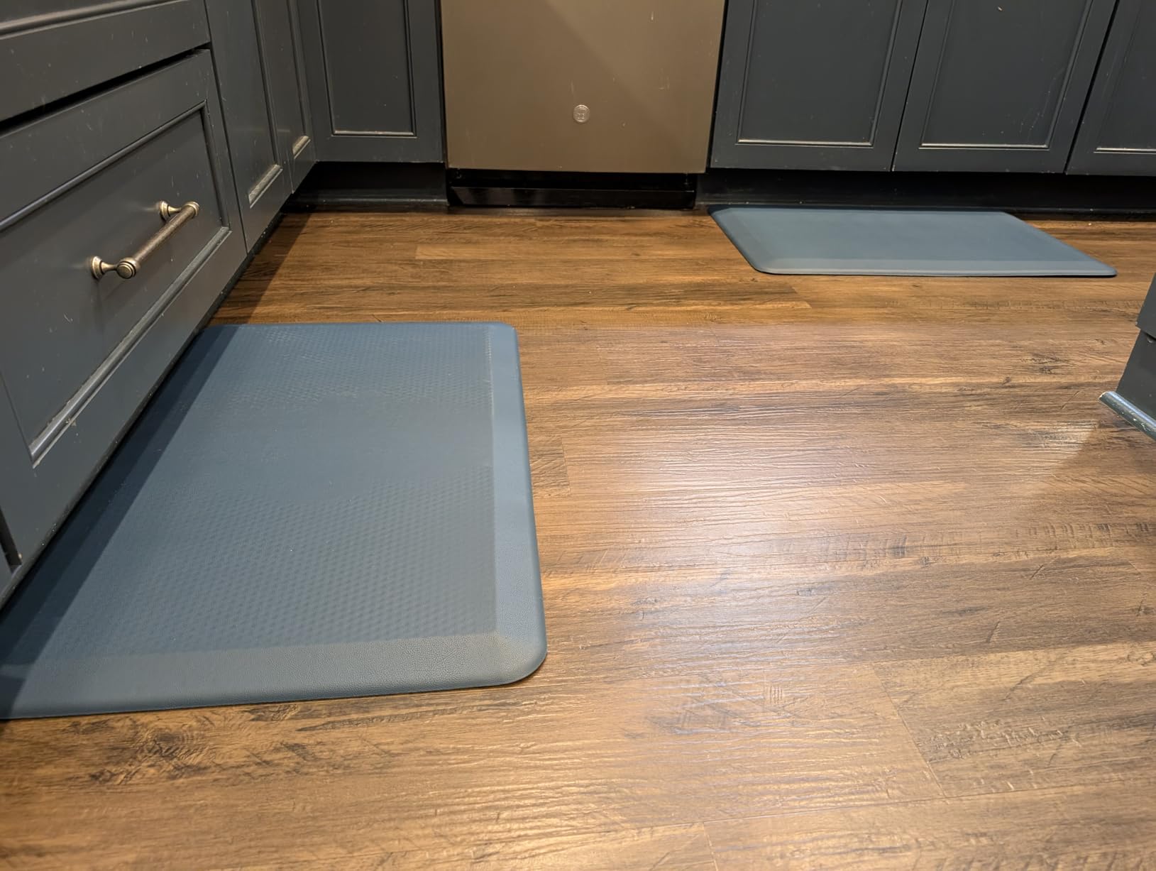 GORILLA GRIP Cushioned Antifatigue Kitchen Mat for Floor, 32x20, Black customer photo 1