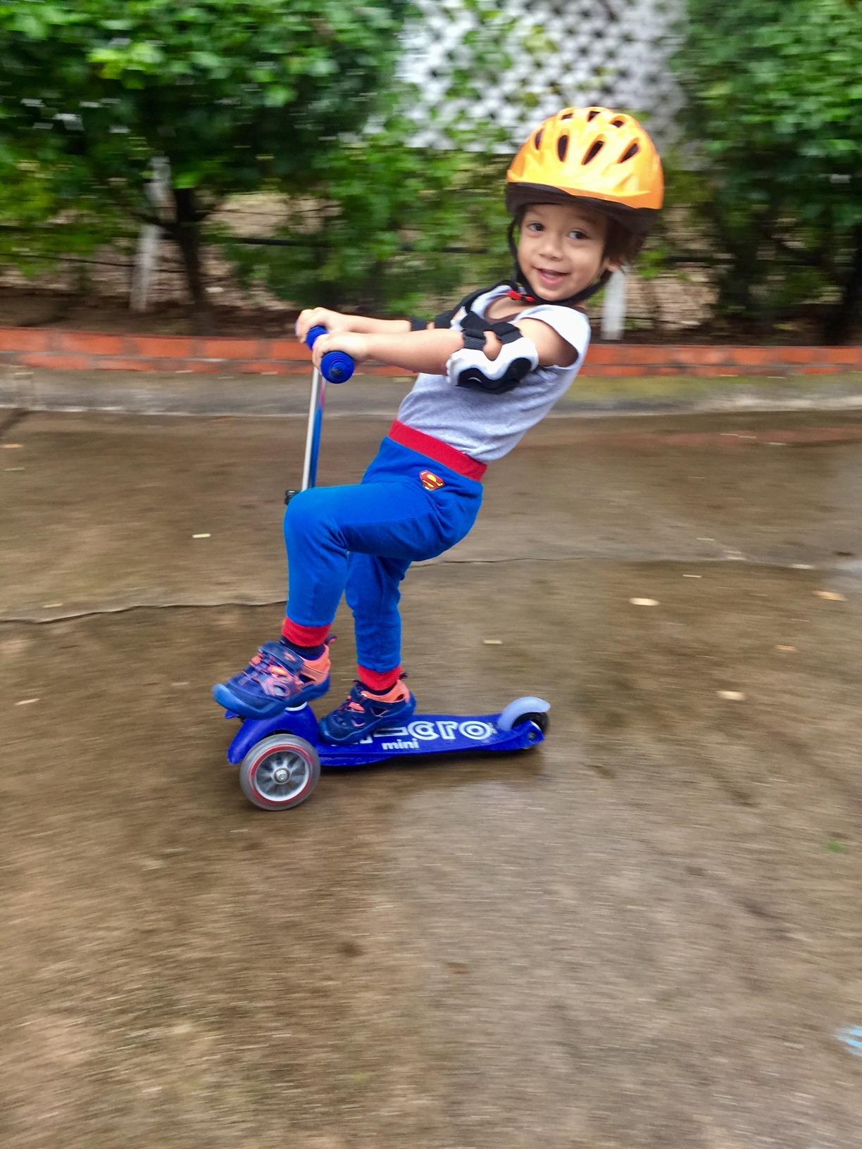 Micro Kickboard Mini 3-Wheel Toddler Scooter, Ages 2-5, Up to 110lbs customer photo 2