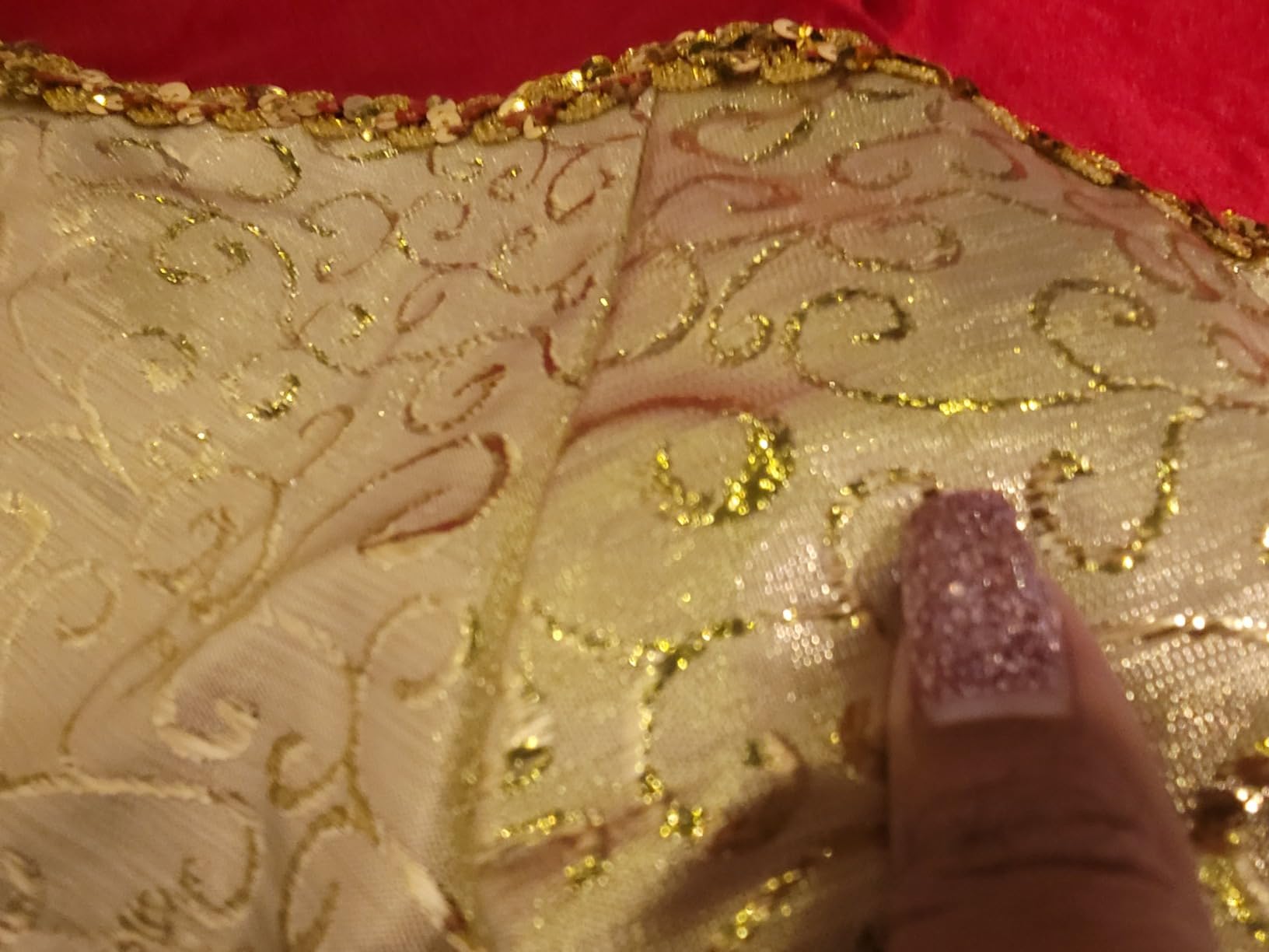 Valery Madelyn 48 Inch Red Gold Christmas Tree Skirt for Tree Decorations customer photo 2