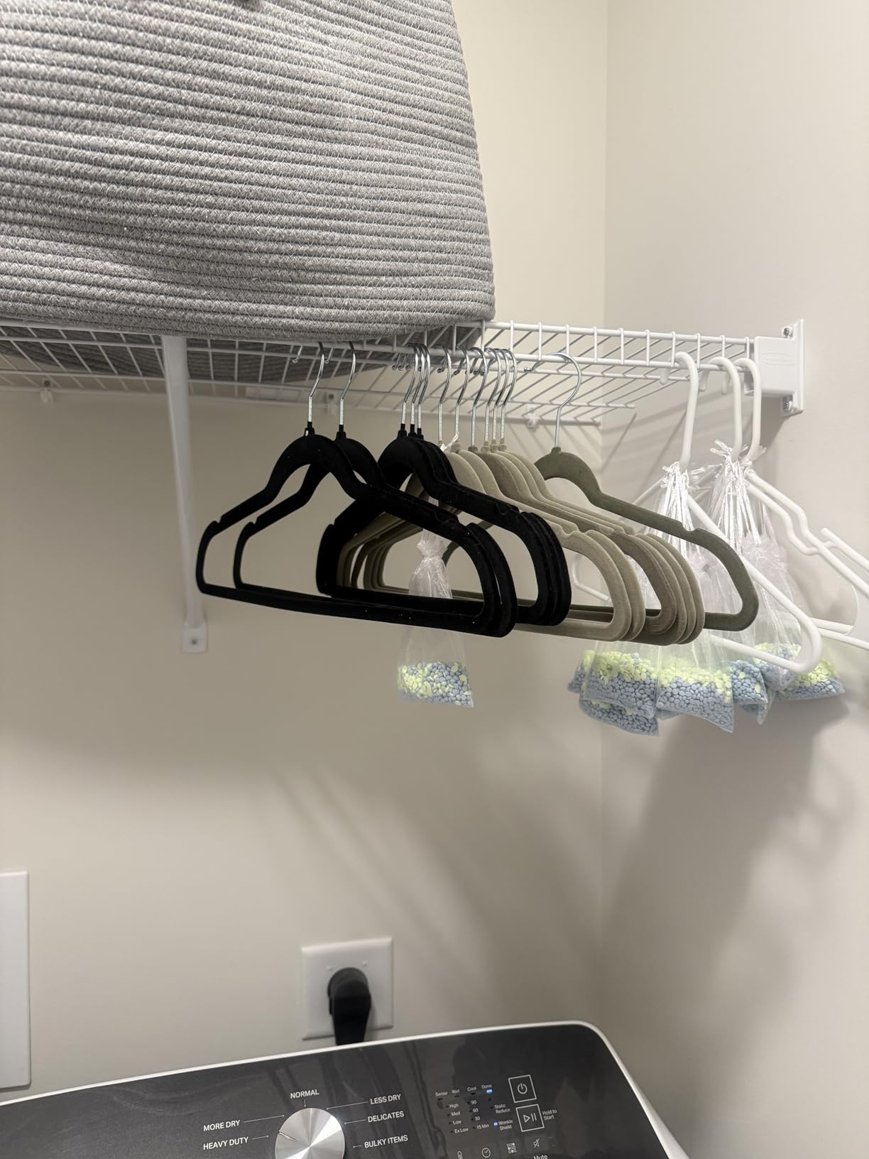 Utopia Home Velvet Hangers, Black, 50 Pack customer photo 1