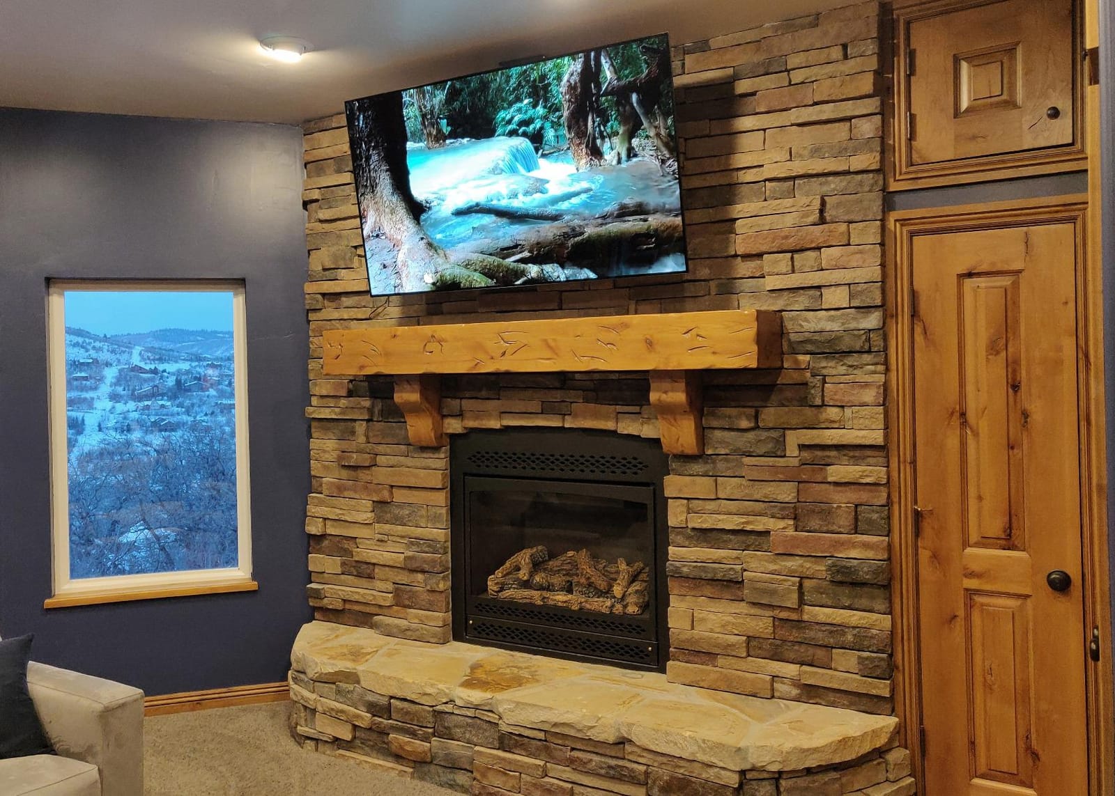 Mount-It! TV Ceiling Mount, 32-75