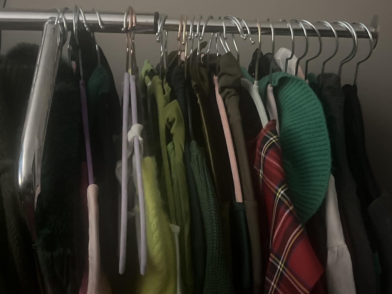 Zober Black Velvet Hangers 50 Pack, Slim Non Slip Clothes Hangers customer photo 1