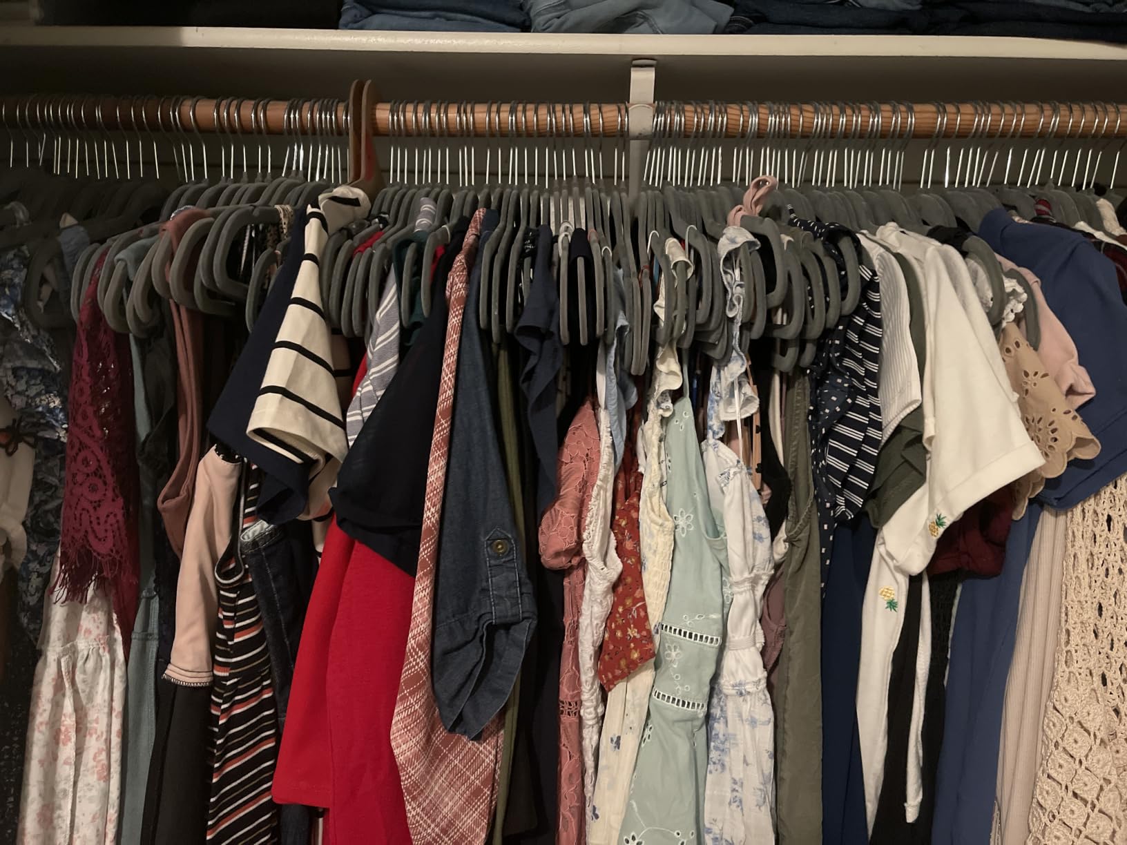 Zober Black Velvet Hangers 50 Pack, Slim Non Slip Clothes Hangers customer photo 2
