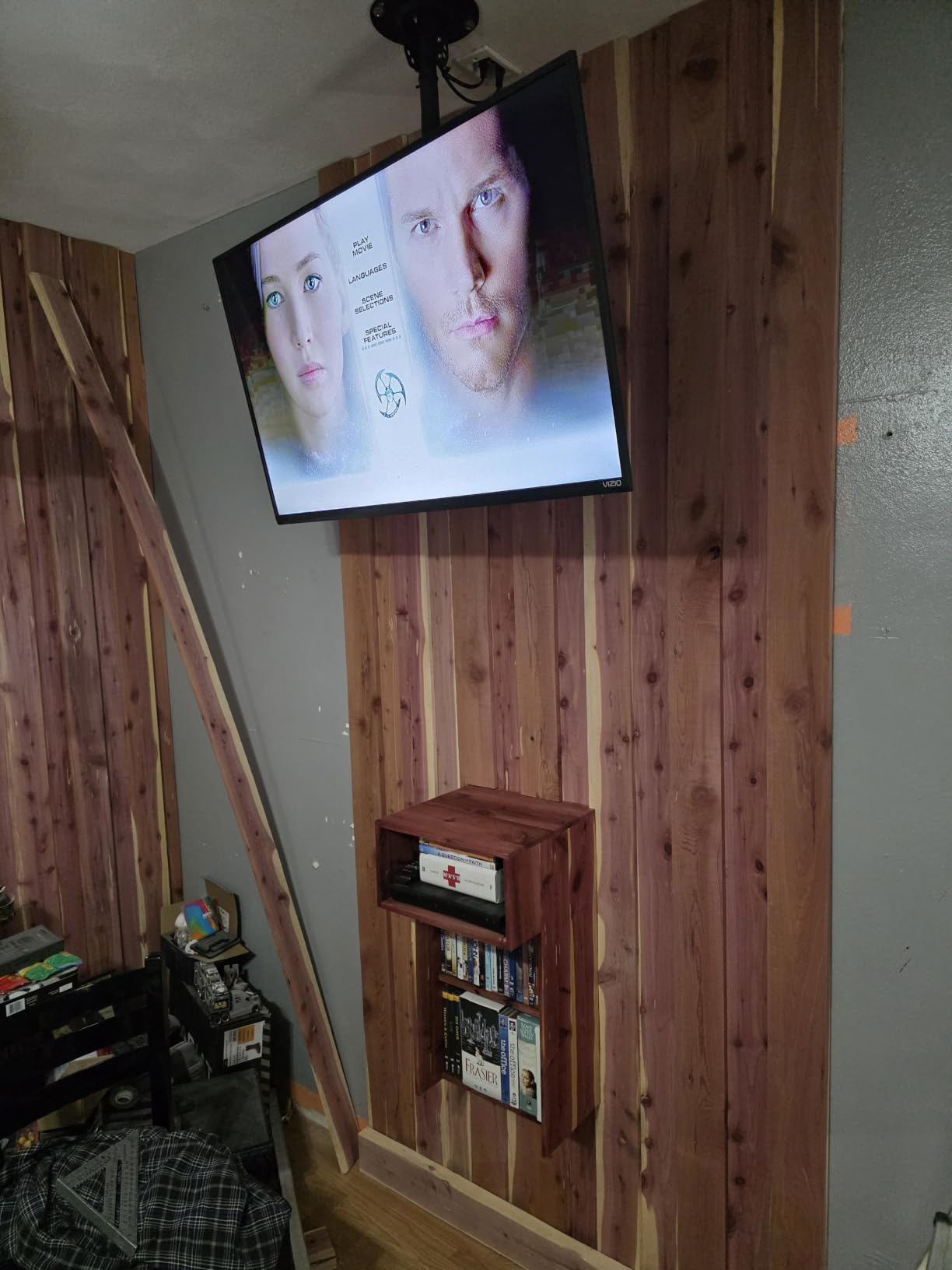 Suptek Ceiling TV Mount Fits Most 26-65 inch LCD LED Plasma Panel Display with Max VESA 400x400mm Loaded up to 45kg/100lbs Height Adjustable MC4602 customer photo 1