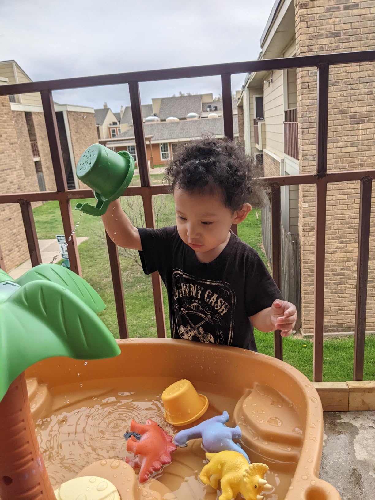 Step2 Dino Dig Sand and WaterTable, Kids Activity Sensory Playset, Summer Outdoor Toys, 7 Piece Water Toy Accessories, For Toddlers 2-5 Years Old customer photo 2