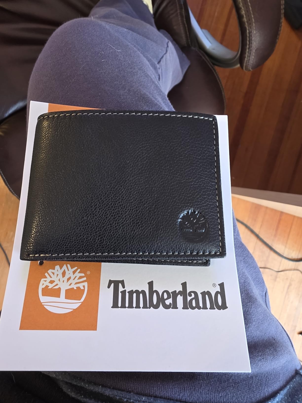 Timberland Men's Genuine Leather Passcase Security RFID Wallet customer photo 1