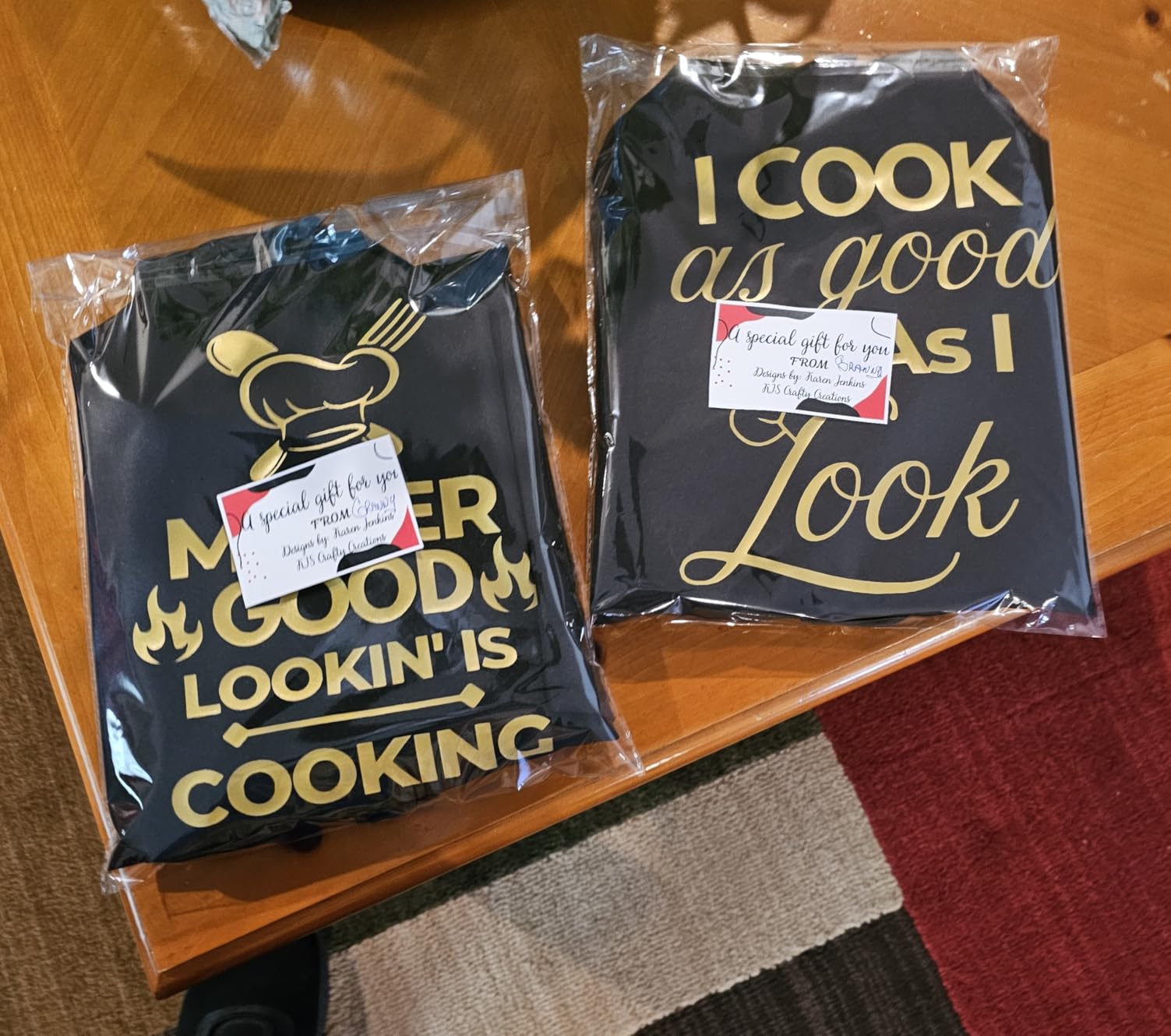 Utopia Kitchen 2 Pack Bib Apron, Adjustable with 2 Pockets, Water and Oil Resistant, Cooking Kitchen Chef Apron for Women Men customer photo 2