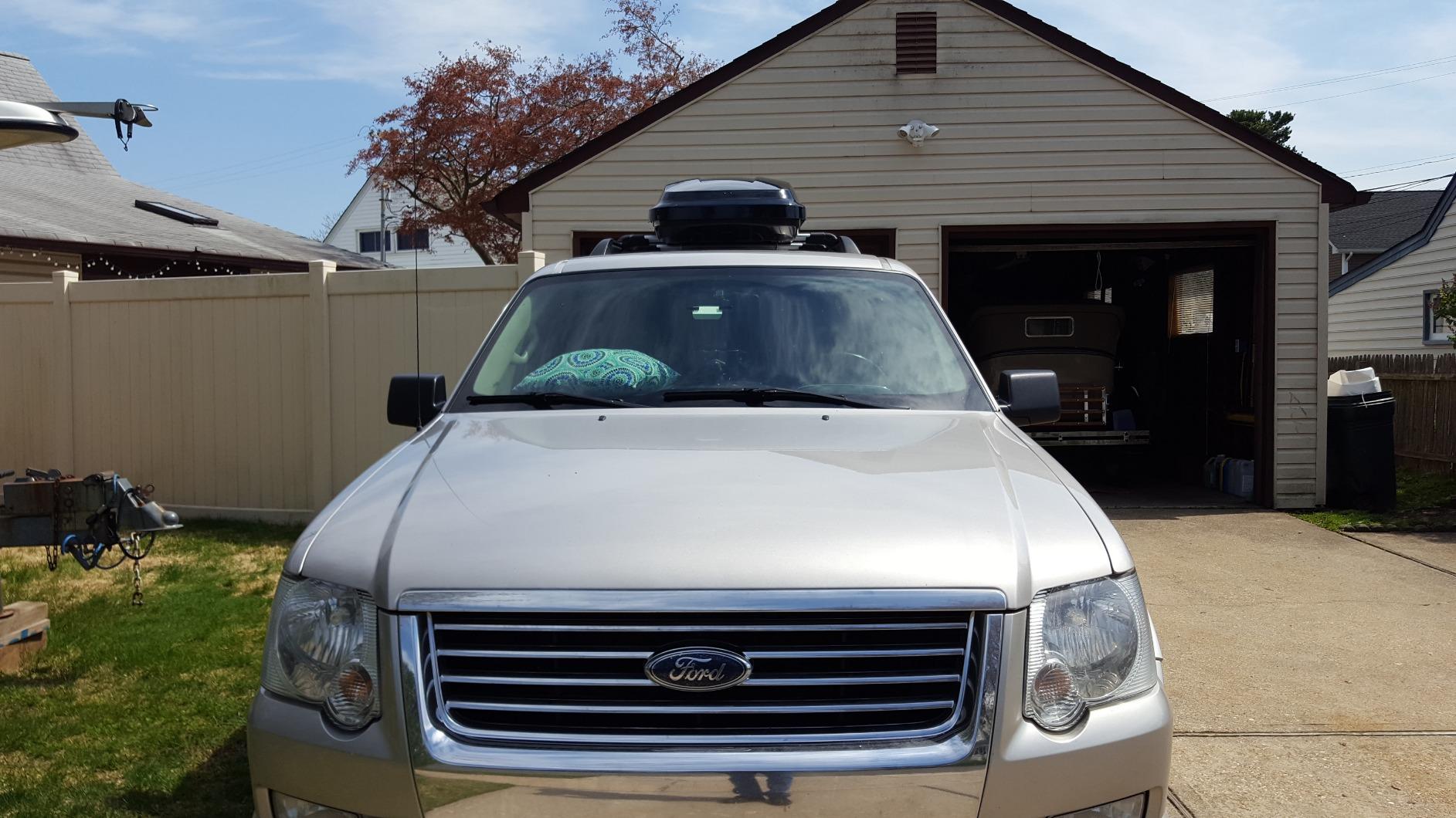 INNO BRA240BK Ridge Cargo Box - 8 Cubic FT (Gloss Black) customer photo 2