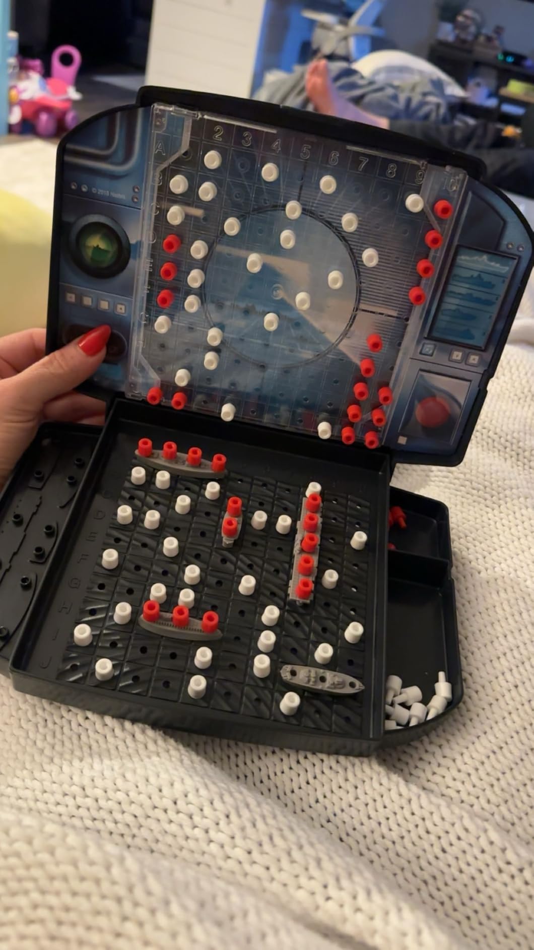 Hasbro Gaming Battleship with Planes Strategy Board Game for Ages 7 and Up (Amazon Exclusive) customer photo 1