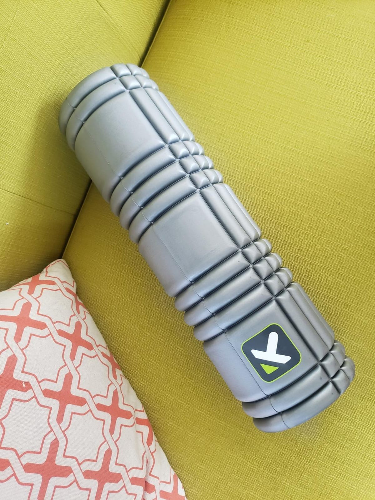 TriggerPoint CORE Foam Massage Roller with Softer Compression for Exercise, Deep Tissue and Muscle Recovery - Relieves Muscle Pain & Tightness, Improves Mobility & Circulation (12'', 18'', 36'') customer photo 1