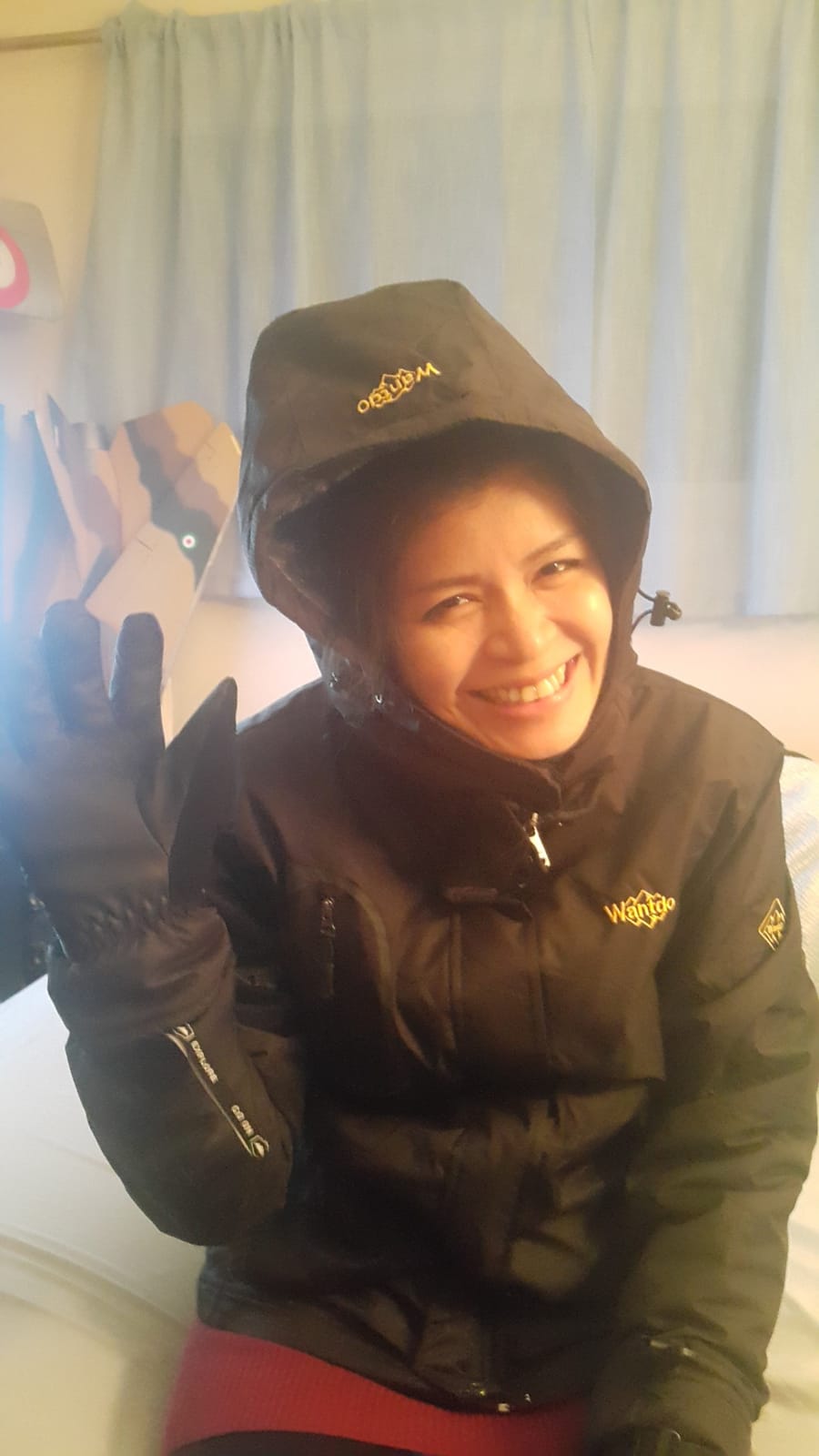 Tough Outdoors Waterproof Gloves Women - Ski Gloves Men - Warm for Winter Cold Weather Snow & Snowboarding - Men's Women's customer photo 1