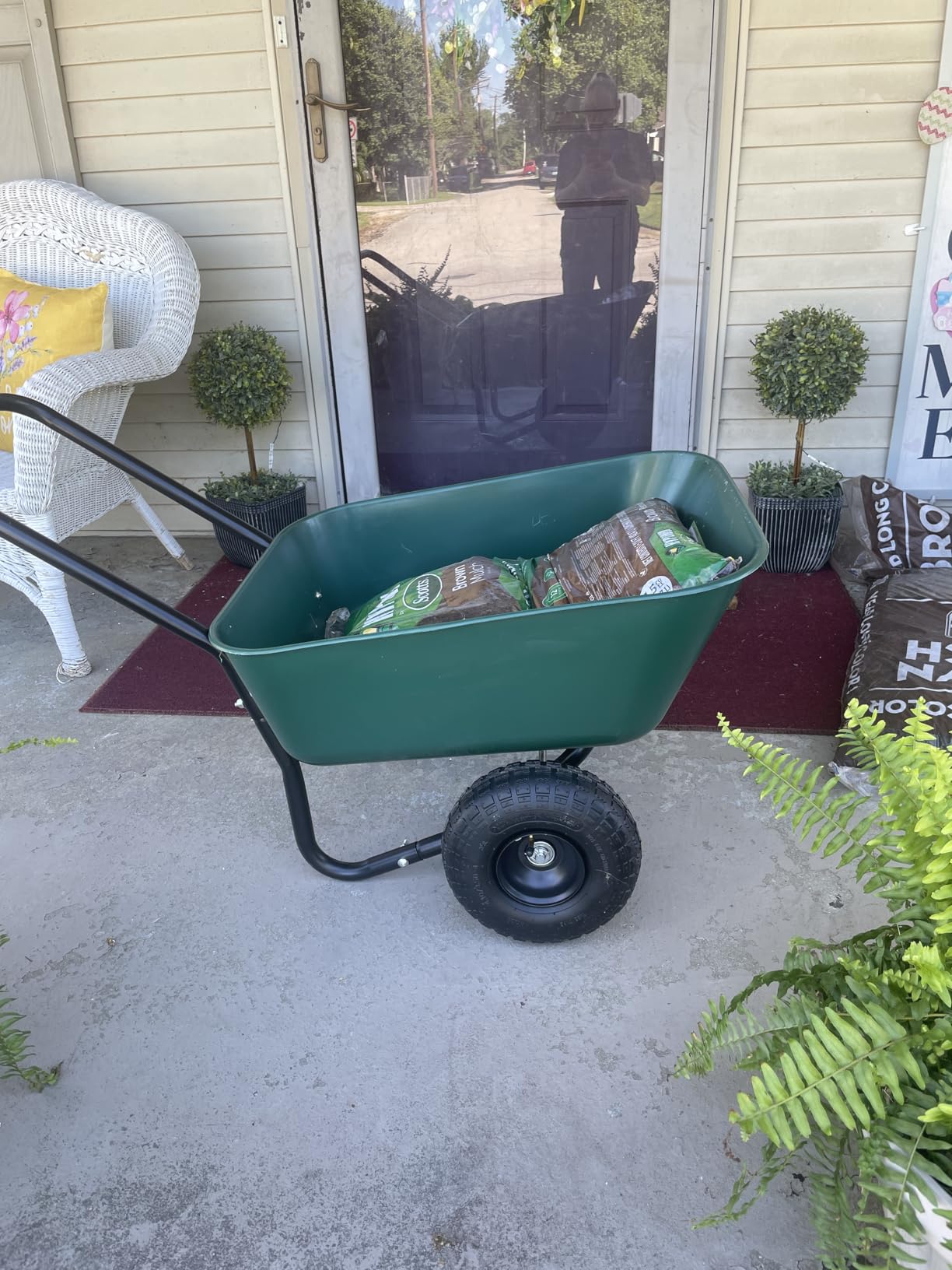 Garden Star 70019 Garden Barrow Dual-Wheel Residential Wheelbarrow Garden Cart customer photo 1