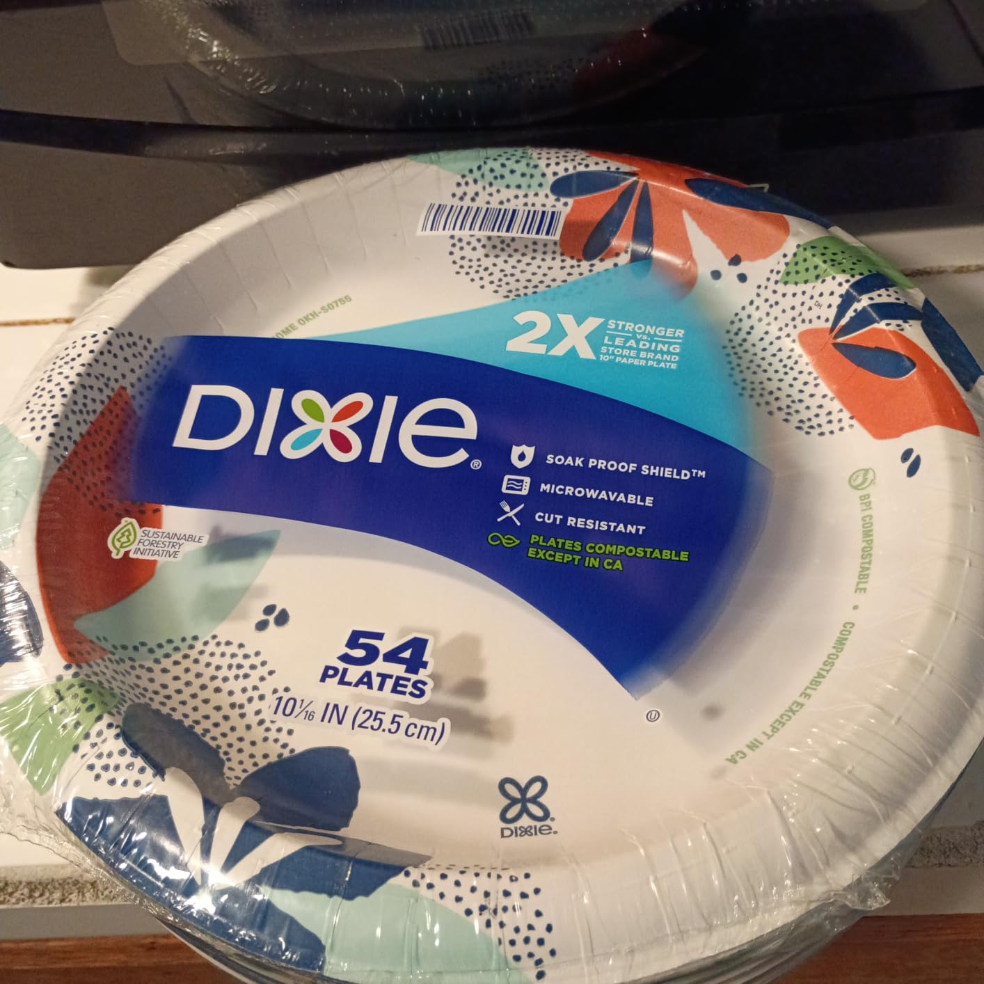 Dixie Large Paper Plates 10 Inch, 150 Ct Disposable Paper Plate Pack customer photo 1