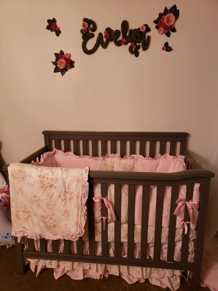 Sorelle Palisades 3-Piece Nursery Set - 4-in-1 Convertible Crib, 4-Drawer Dresser, Changing Table with Hamper - Espresso Wood Finish customer photo 2