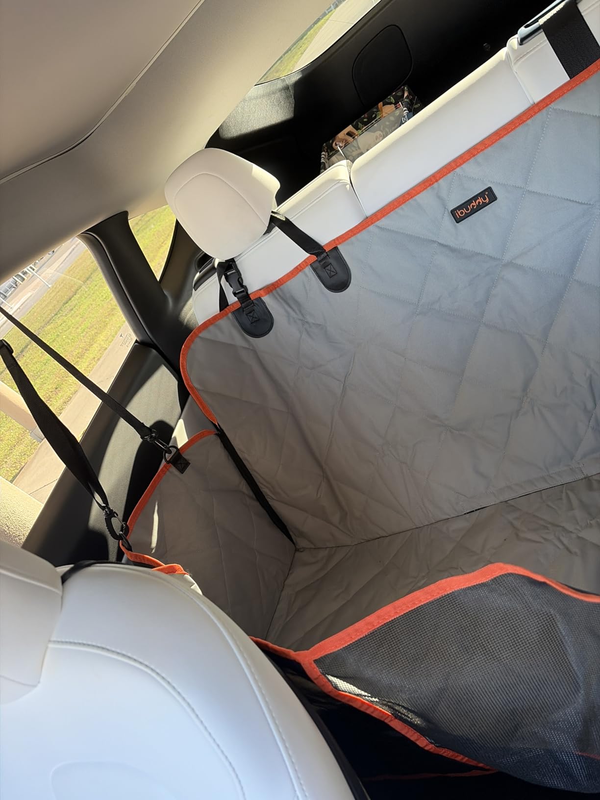 Luxury Dog Car Seat Cover for Back Seat Breathable Mesh Window Dog Hammock for Car 4-Layer Heavy Duty Waterproof Pet Seat Protector Scratch-Proof Car Seat Cover Perfect for Family Road Trips customer photo 2