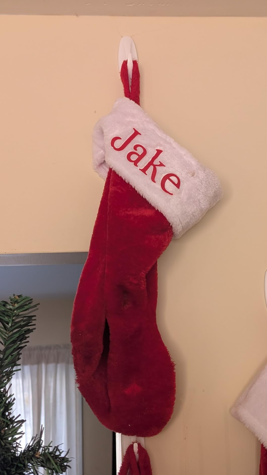 Command Variety Pack, Including 10 Pairs of Picture Hanging Strips, 6 Wire Hooks and 8 Utility Hooks for Hanging Christmas Decorations, Damage Free Hanging Up to 19 Items with Command Strips, 1 Kit customer photo 2