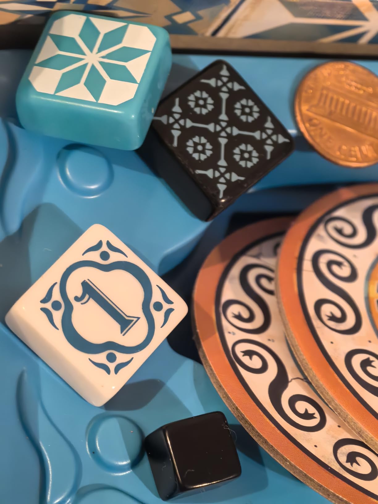 Azul Mosaic Tile-Placement Strategy Board Game, 2-4 Players, 30-45 Min customer photo 1