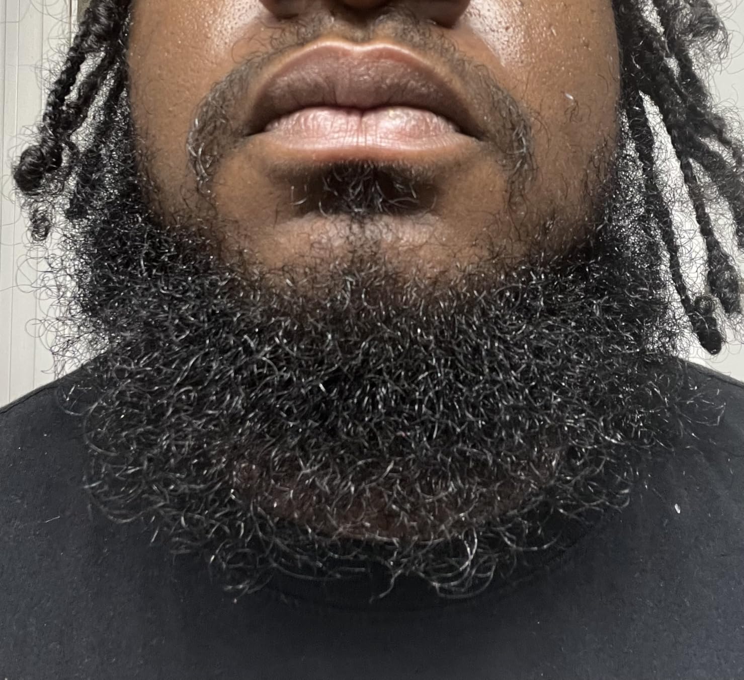 SheaMoisture Beard Kit (Wash, Oil, Detangler & Balm), Gifts for Men | Beard Care Kit for Men with Beard Wash, Conditioning Beard Oil, Beard Detangler, Beard Balm | Subtle Cocoa Vanilla Scent customer photo 1