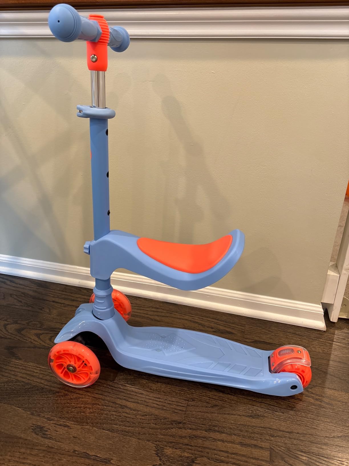 LaScoota 2-in-1 Kids Kick Scooter for Boys & Girls with Seat customer photo 1