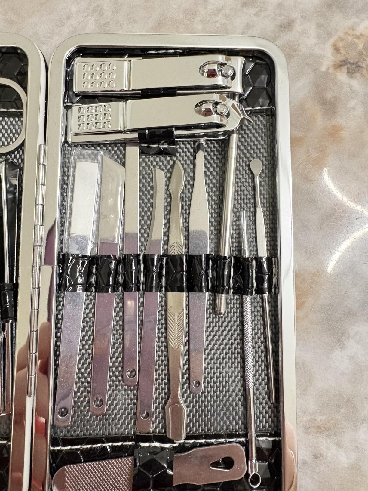 Yougai Manicure Set 18Pcs Stainless Steel Nail Clippers Set with Case Black customer photo 1