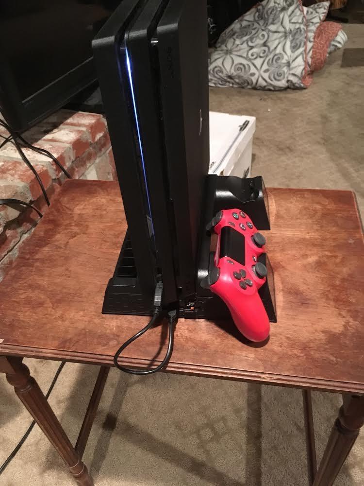 OIVO PS4 Stand for PlayStation 4 Console, Cooling Station for PS4 Slim/Pro/PlayStation 4 Consoles, Pro Vertical Stand with 12 Game Slots customer photo 2